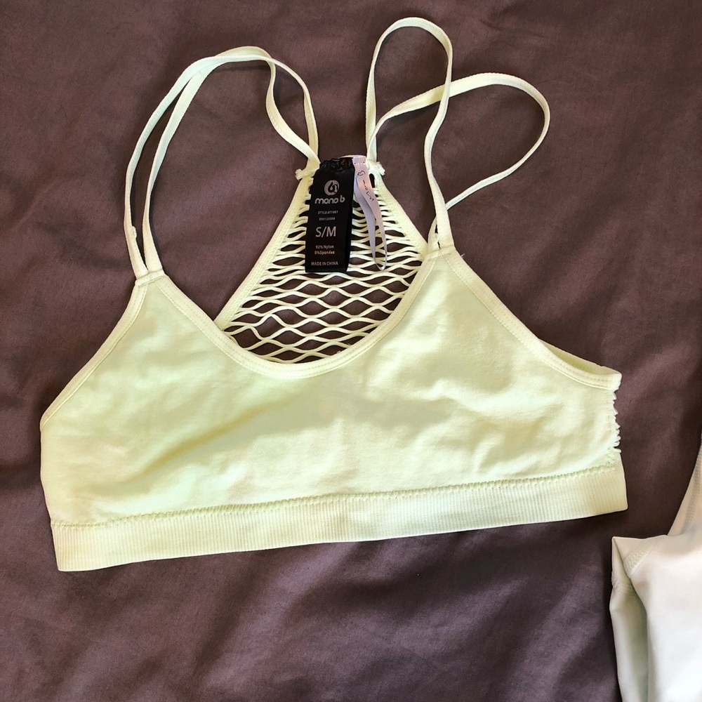 Light green two piece workout set - Picture 7 of 7